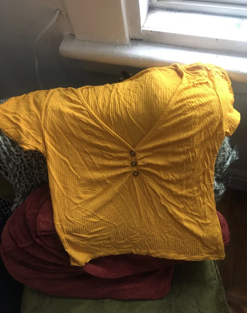Yellow Shirt photo 1