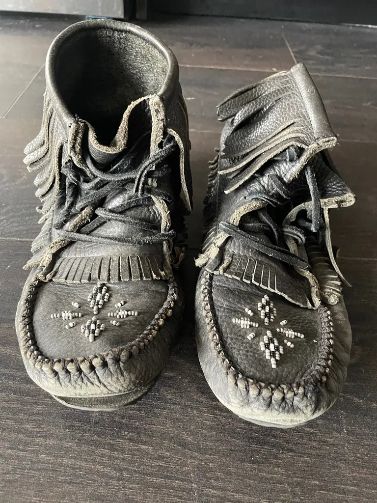 Moccasins Size 7.5-8 photo 1