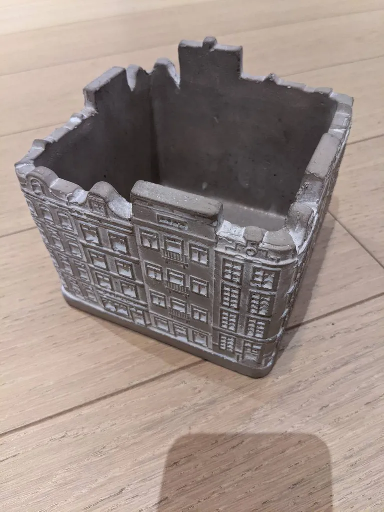 New Concrete Planter photo 1