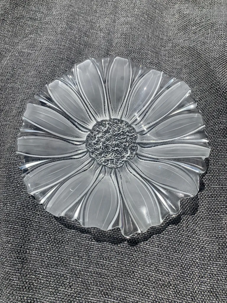 big plate/bowl photo 1