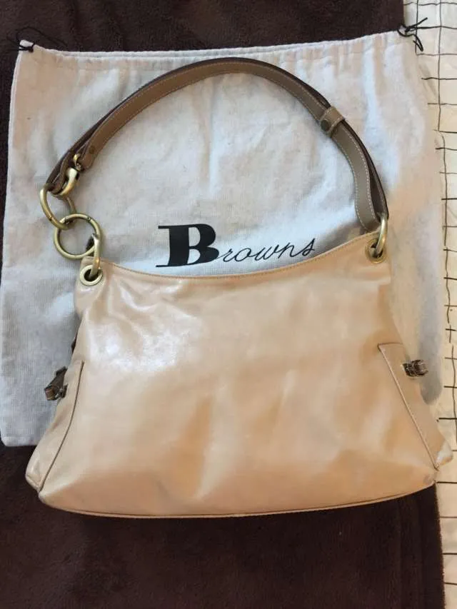 Leather shoulder bag photo 1