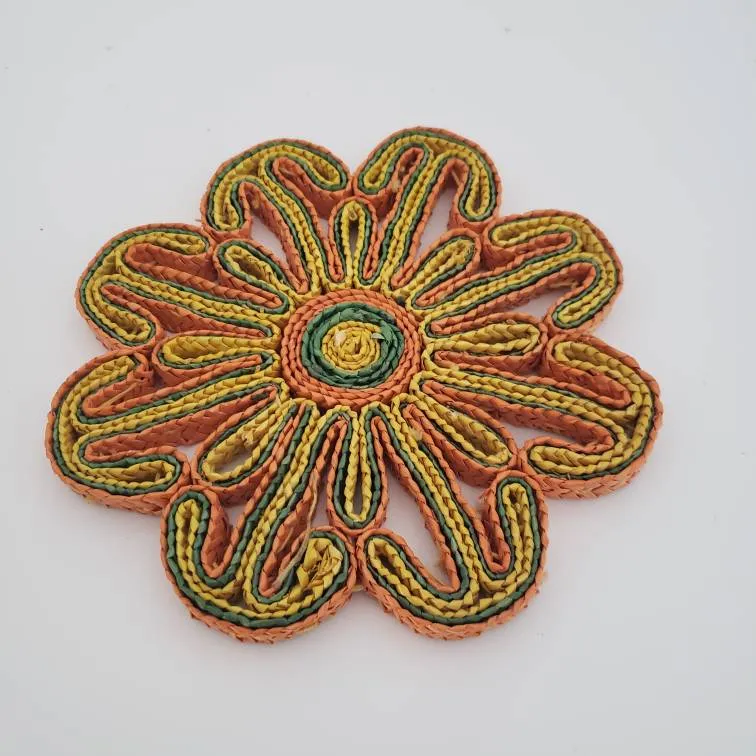 Wicker Trivet photo 1