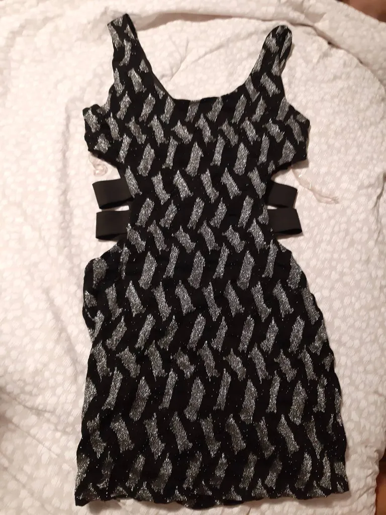 Limite' Dress With Side Cutout Detail Size M photo 1