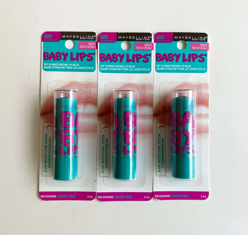 Maybelline "Baby Lips" Lip Balm photo 1