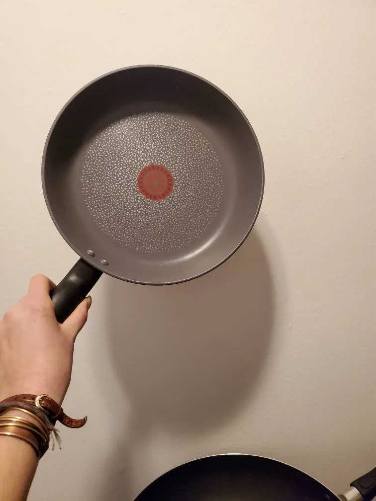 Nonstick Pan photo 1