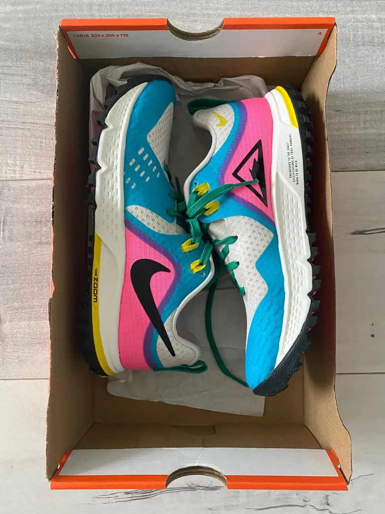 Size 7 Nike Zoom photo 1