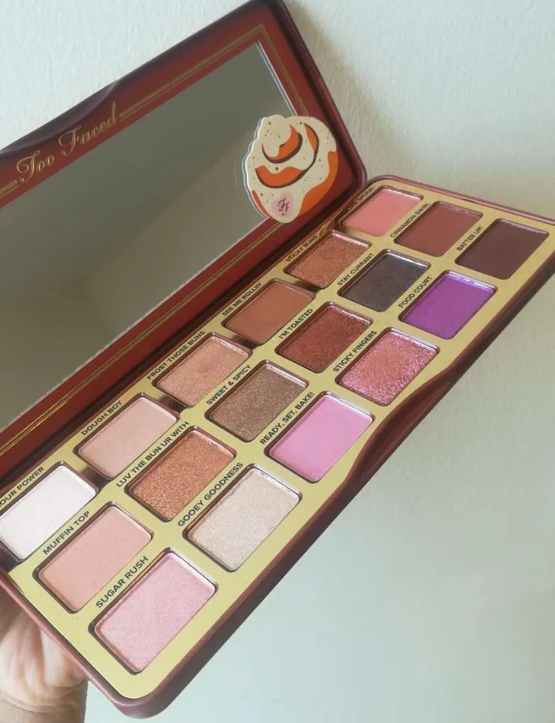 Toofaced Cinnamon Swirl Palette photo 1