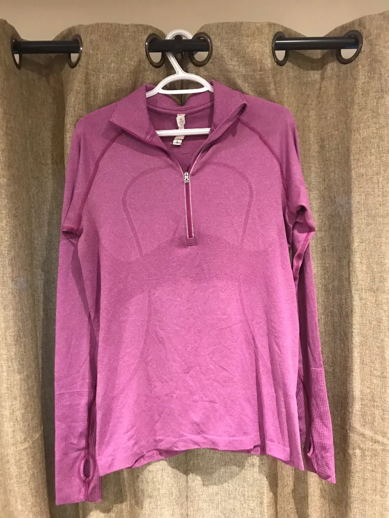 Lululemon Long Sleeve photo 1