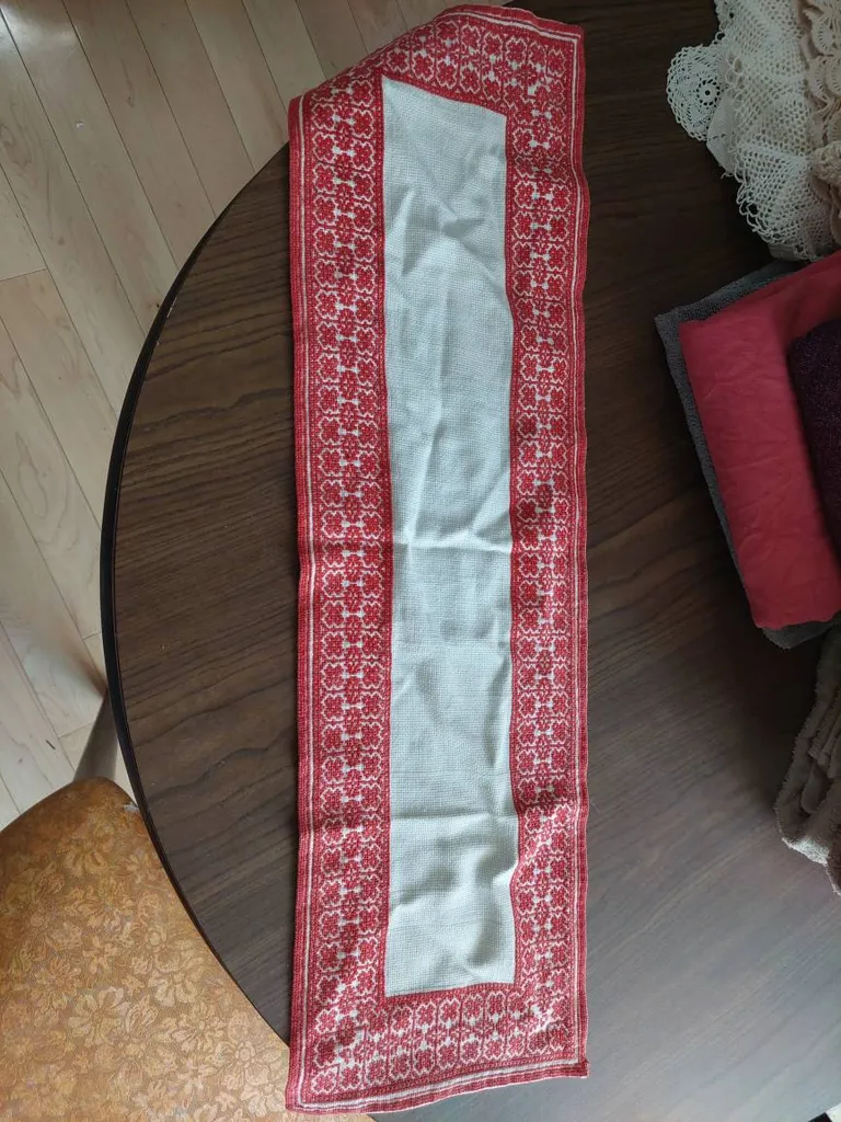 Hand-sewn Table Decoration photo 1