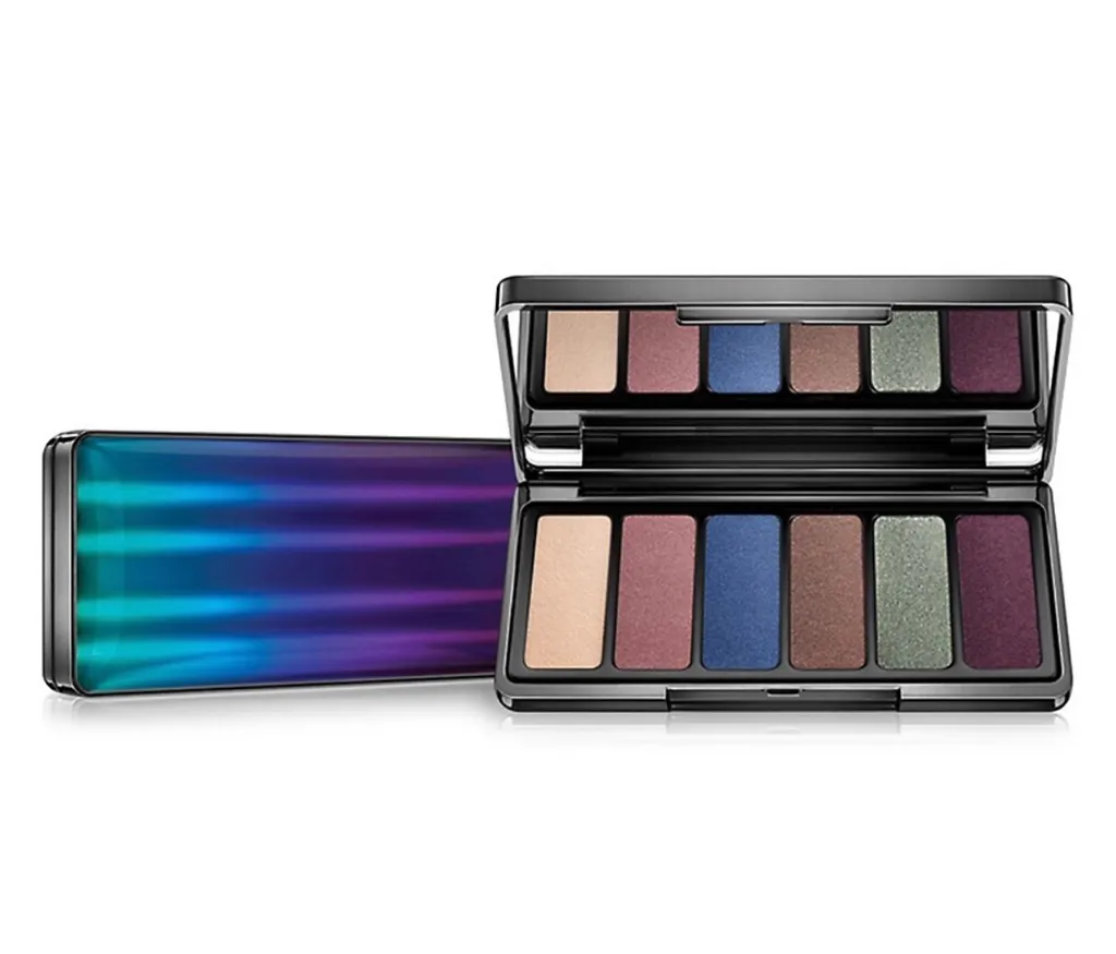 New Lise Watier Metropolis palette photo 1