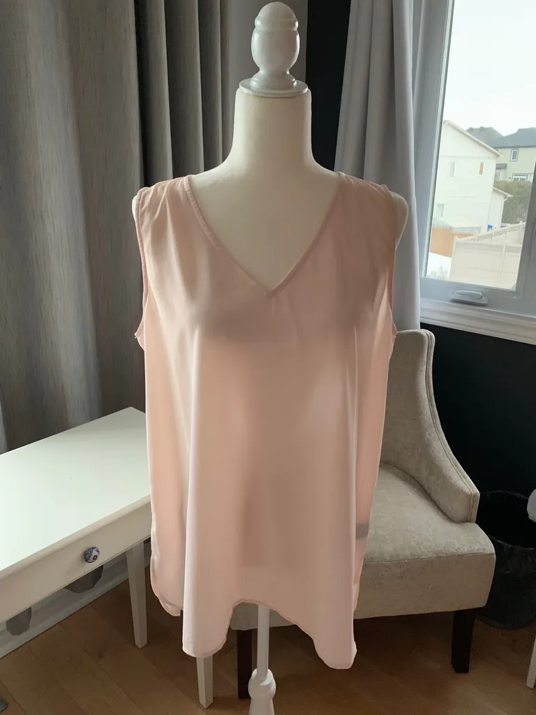 Pink Tank XL photo 1