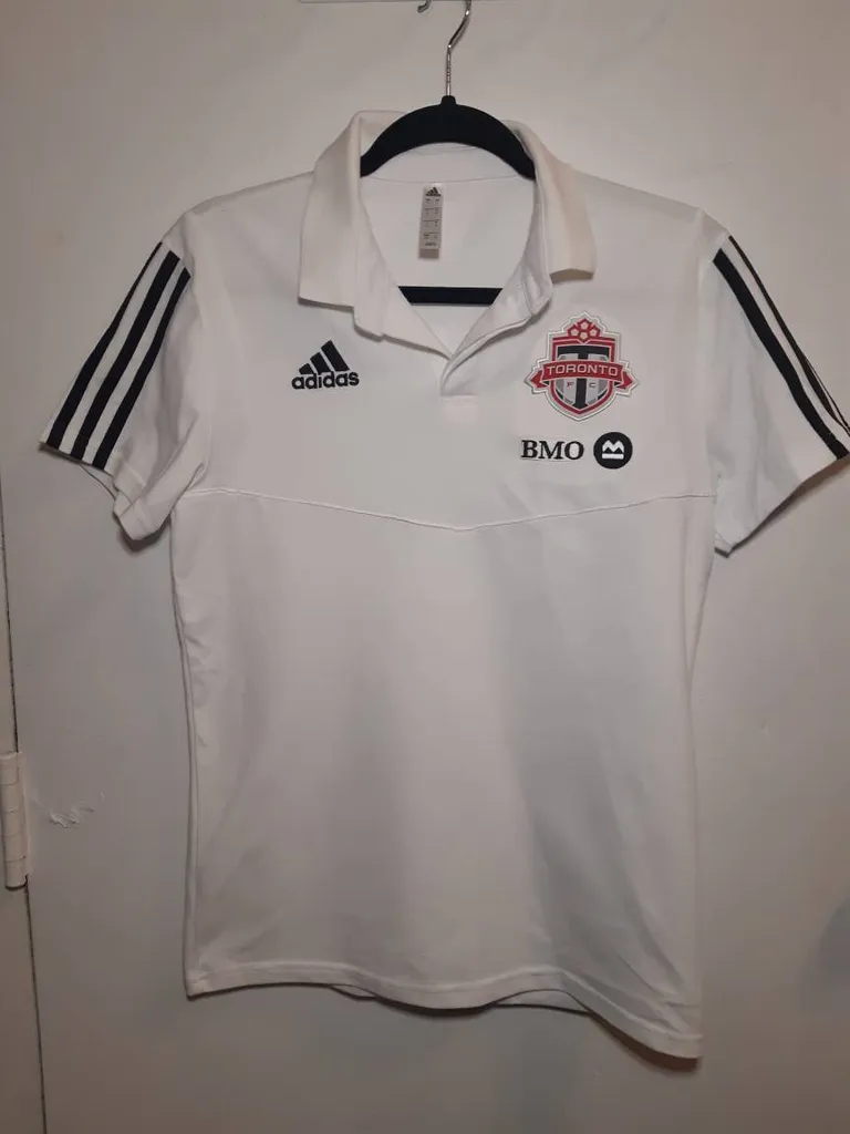 Men's Small Collared Shirt photo 1