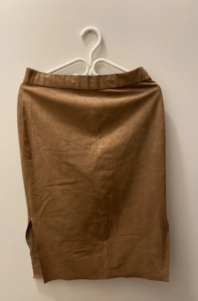 Aritzia Wilfred Size 6 photo 1