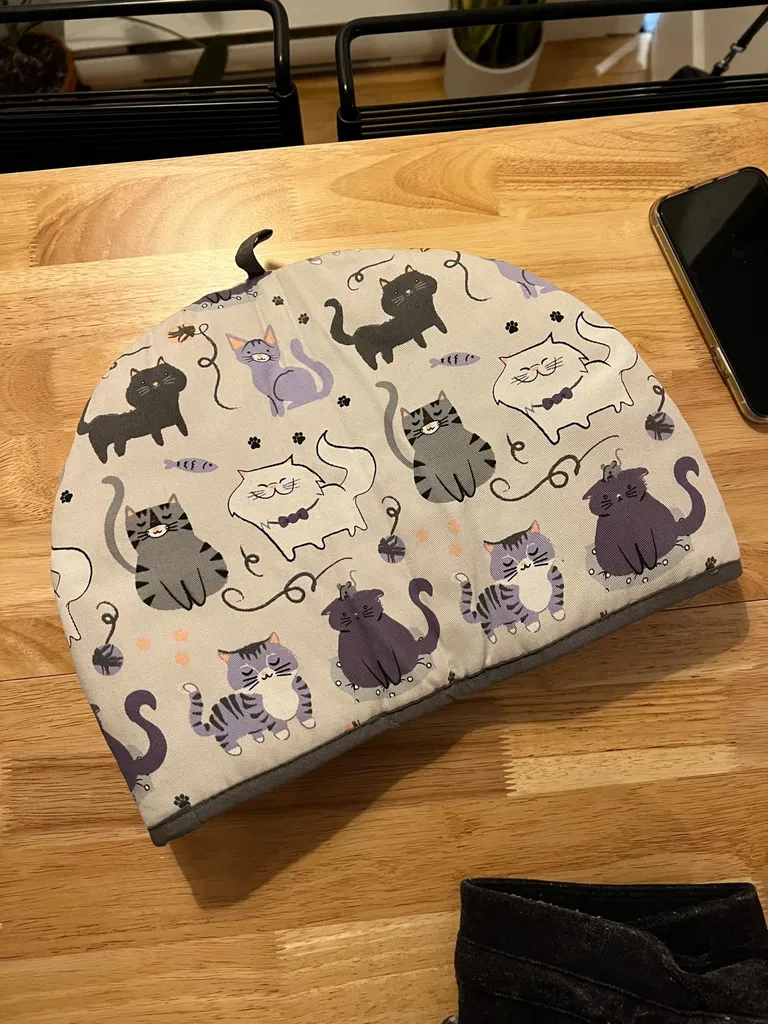 Cat Tea Cosy photo 1