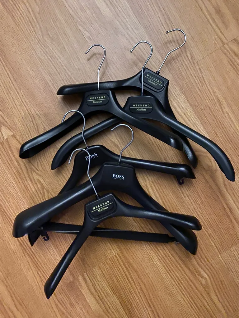 Clothes Hangers photo 1
