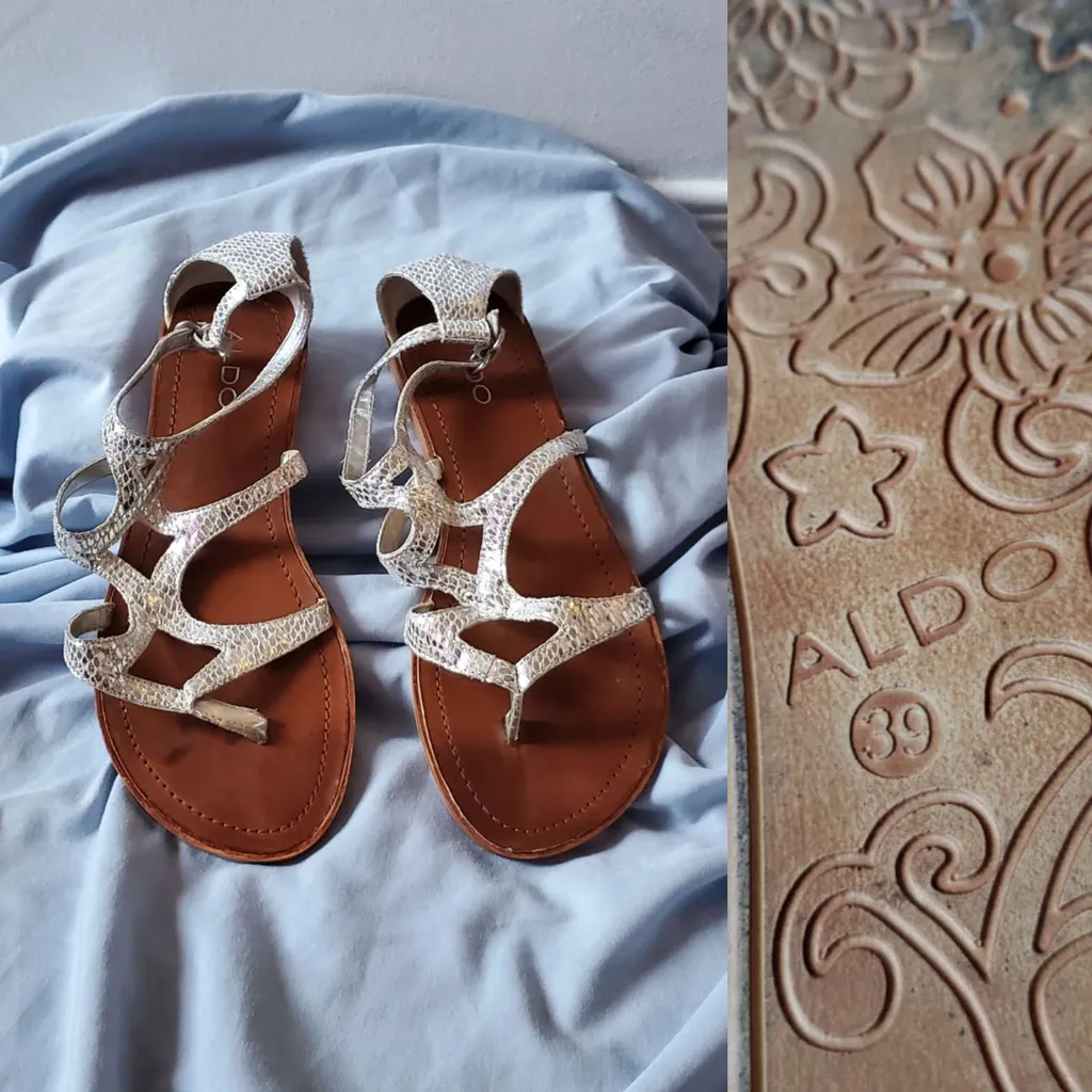 Silver strappy sandals photo 1