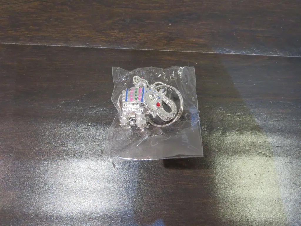 Thailand Souvenir - Elephant Keychain photo 1