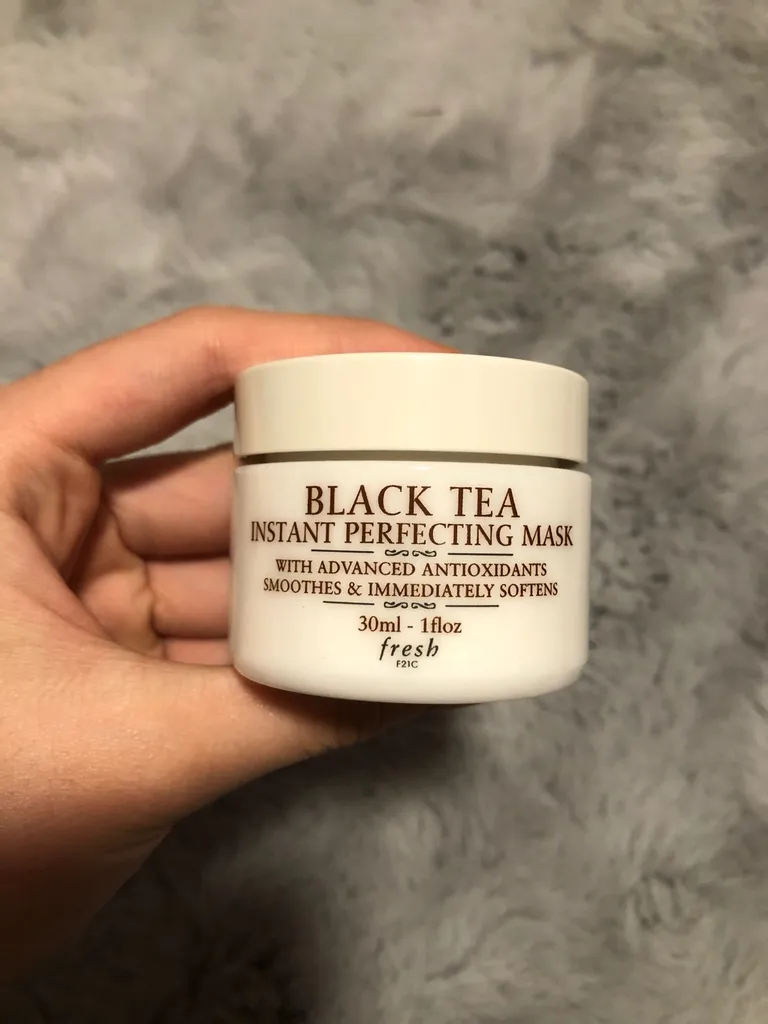 fresh black tea mask photo 1