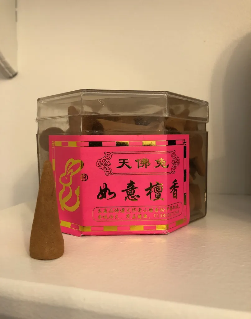 Incense Triangles photo 1