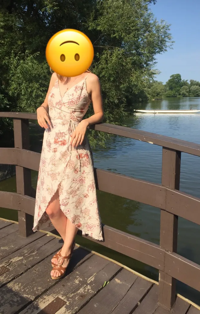 Small Linen Floral Wrap Dress photo 1