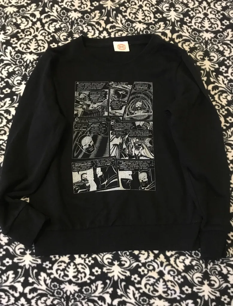 Batman comic Print Black Sweater Size Small photo 1
