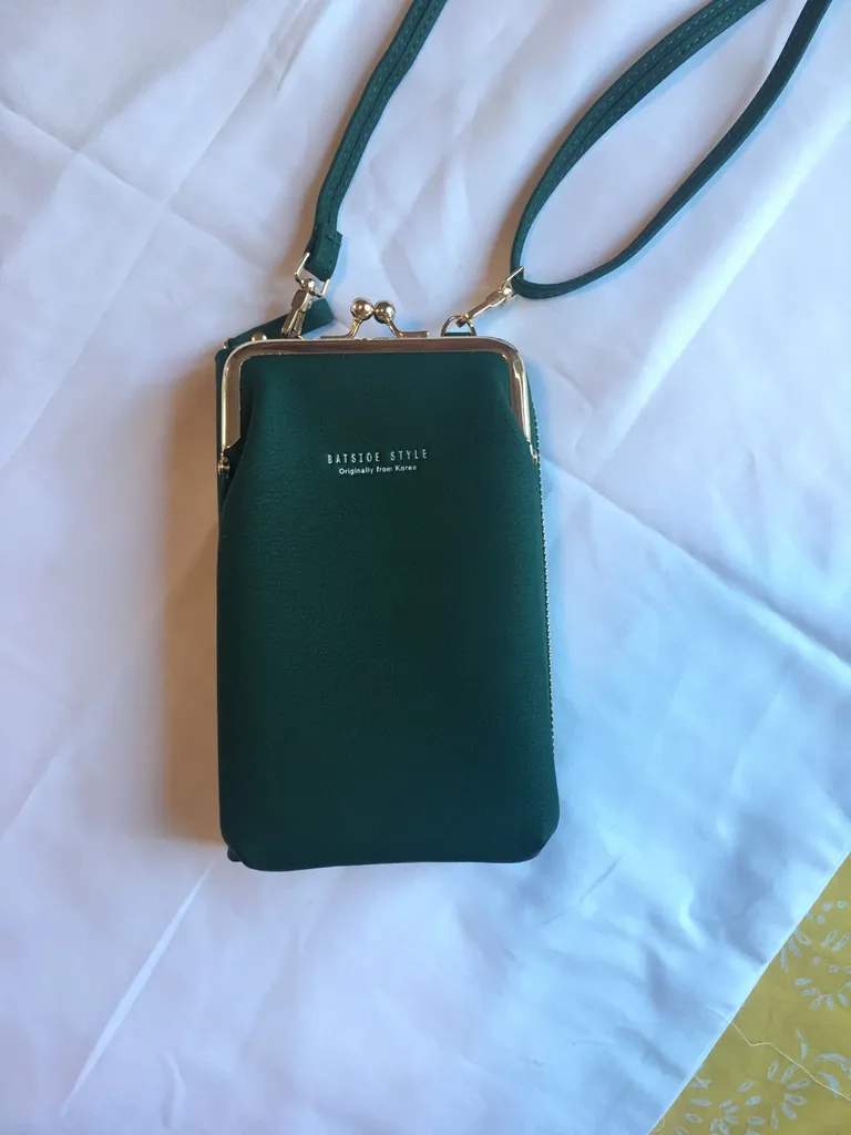 Green Wallet Bag photo 1