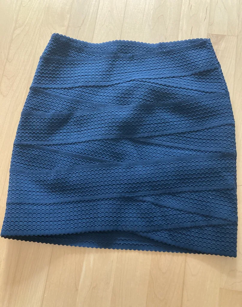 H & M Small Navy Skirt photo 1