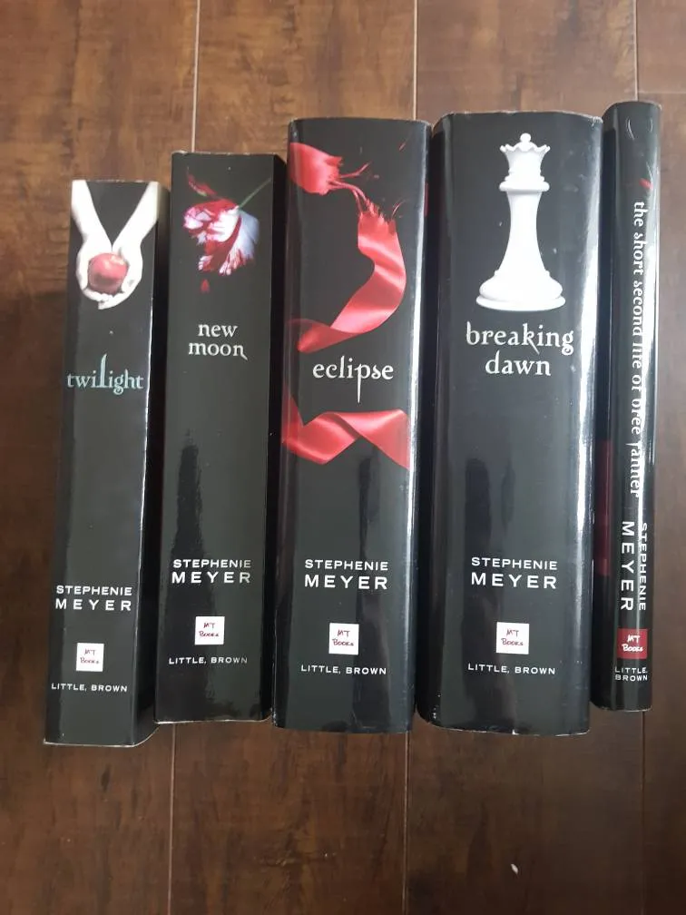 Books: Twilight Series photo 1