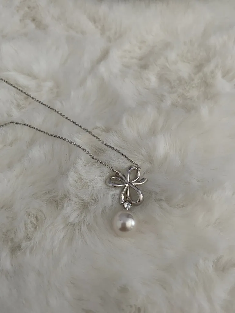 Pearl Necklace photo 1