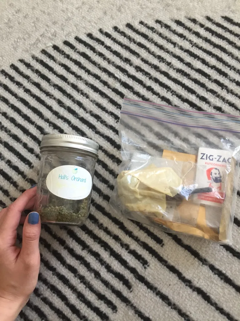 420 stuff✨ photo 1