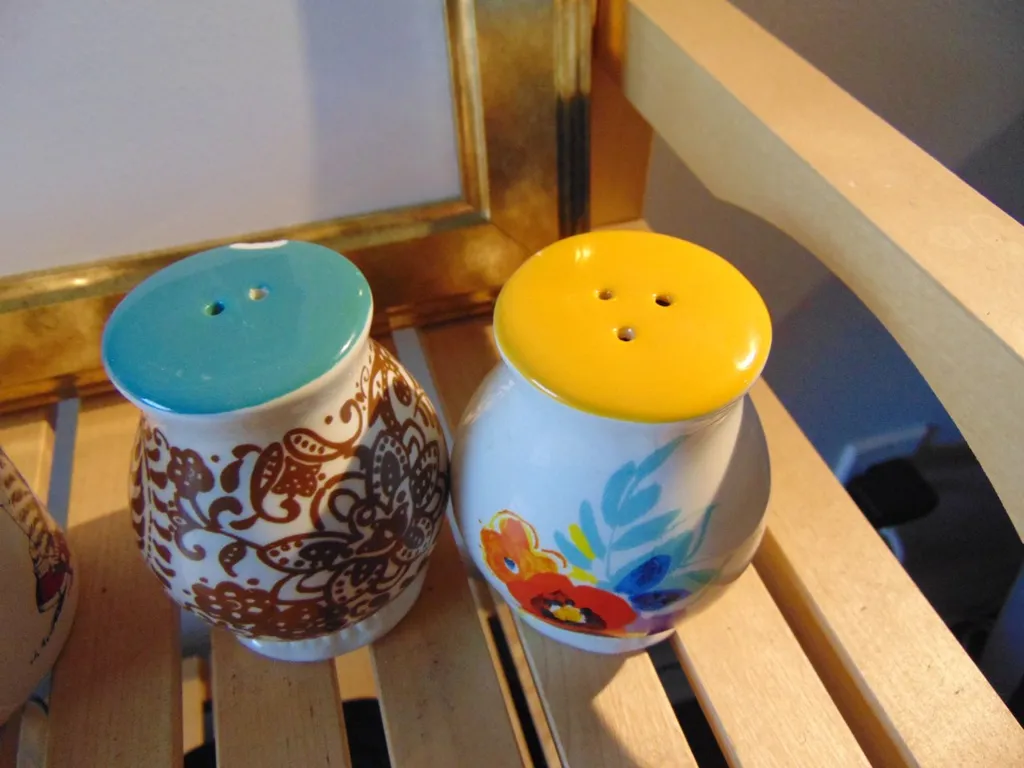 FREE! The Pioneer Woman Salt And Pepper shakers photo 1