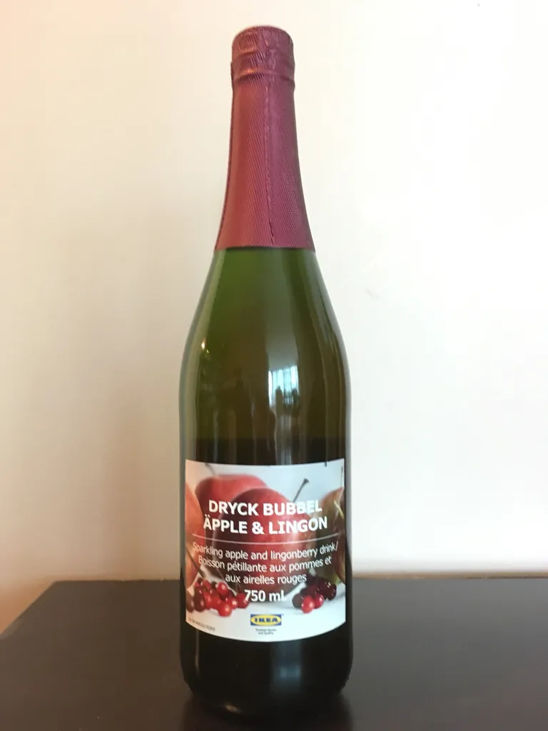 Sparkling Apple & Lingonberry Beverage BNIP photo 1