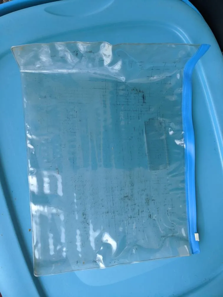 Free: Durable Ziplock Folder photo 1