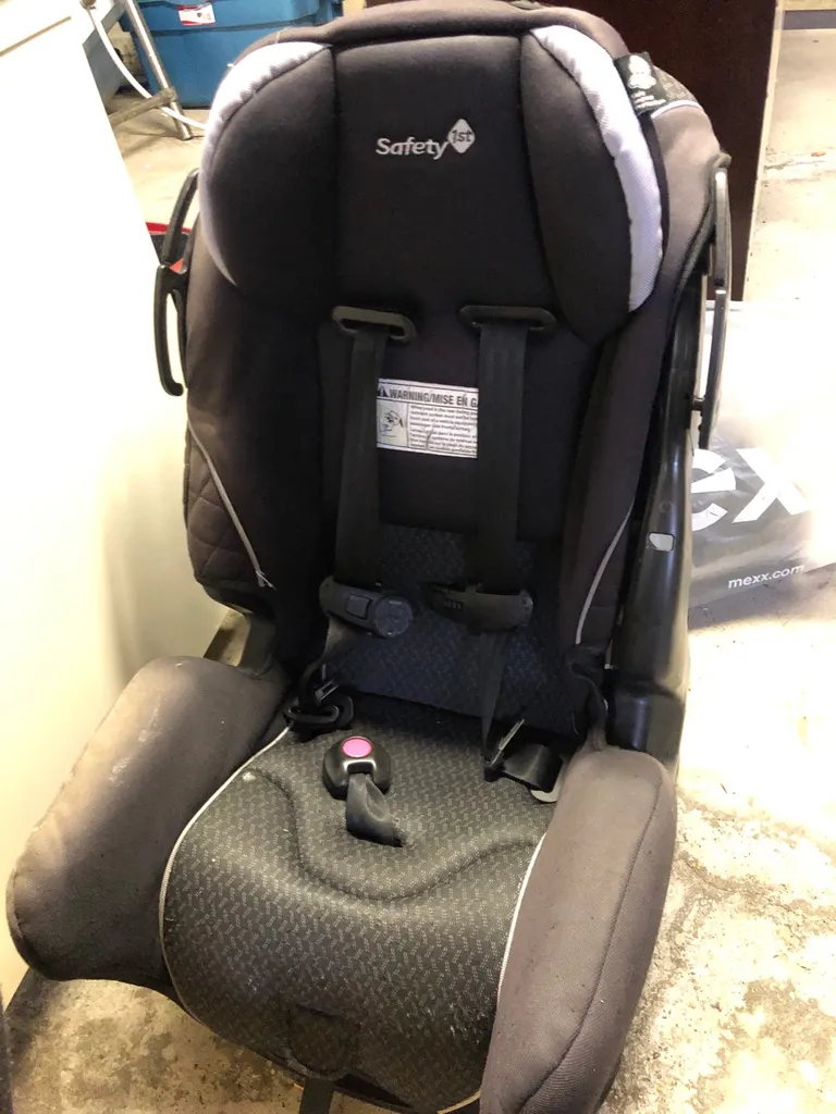 Car seats In Good Condition photo 1