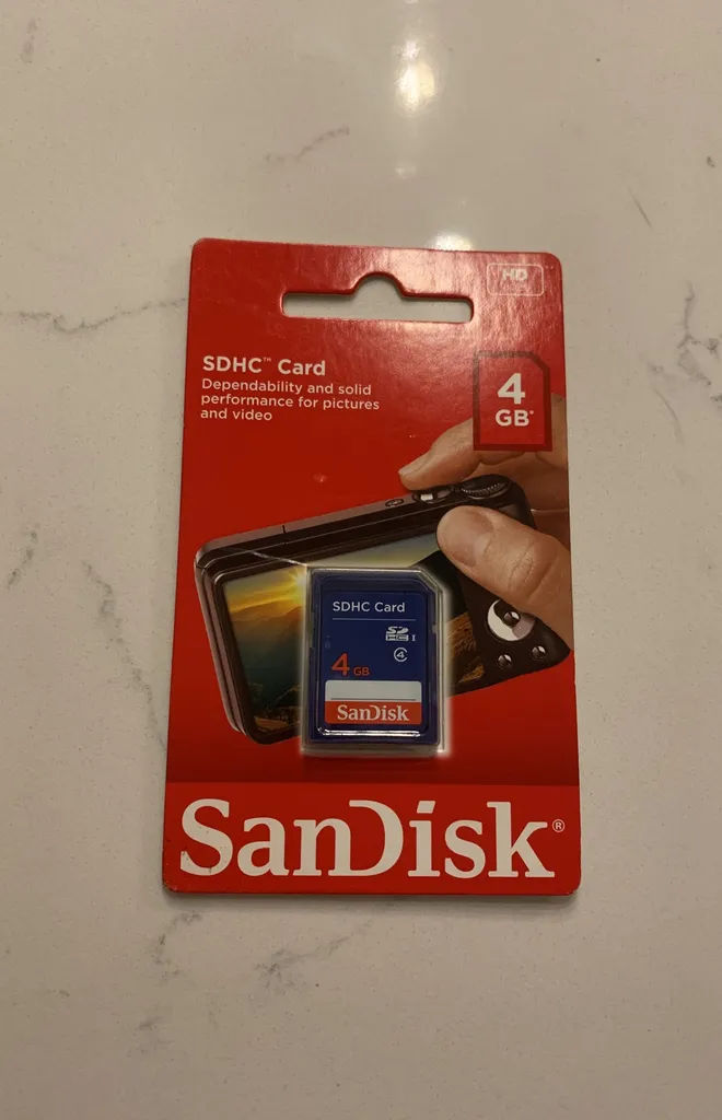 BNIP 4gb SD Card photo 1