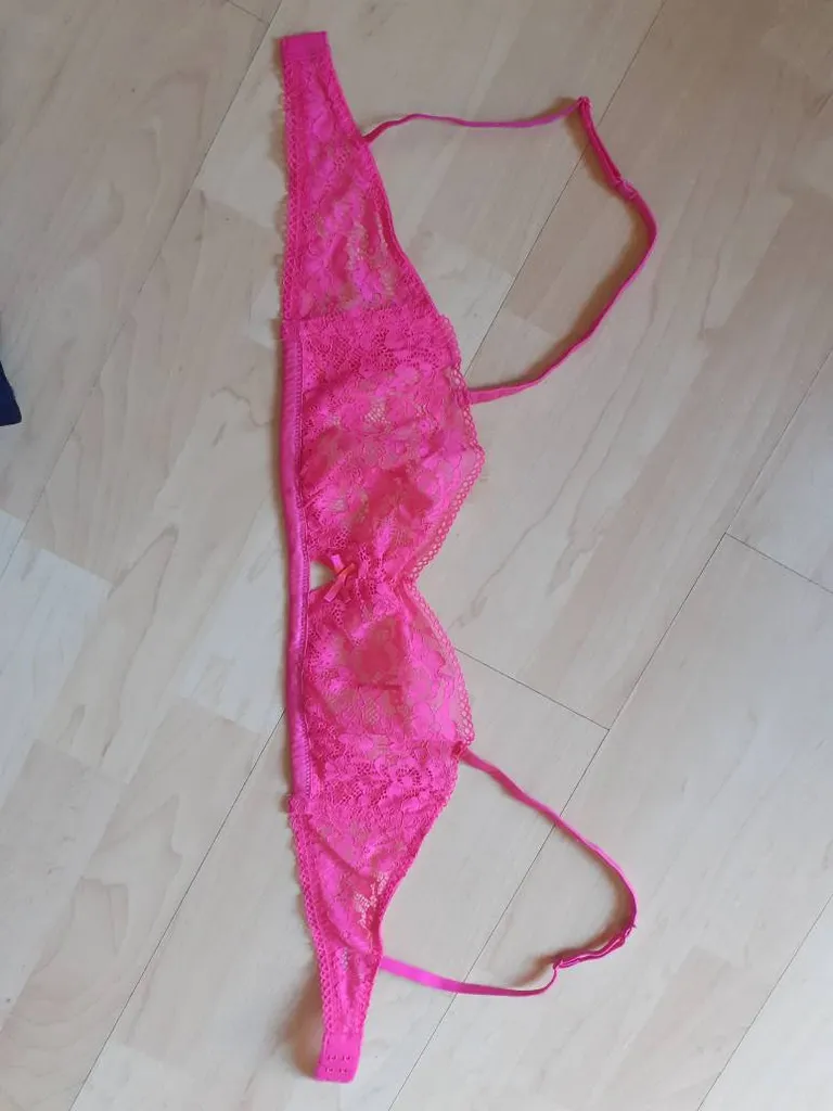 Bralette 34B photo 1