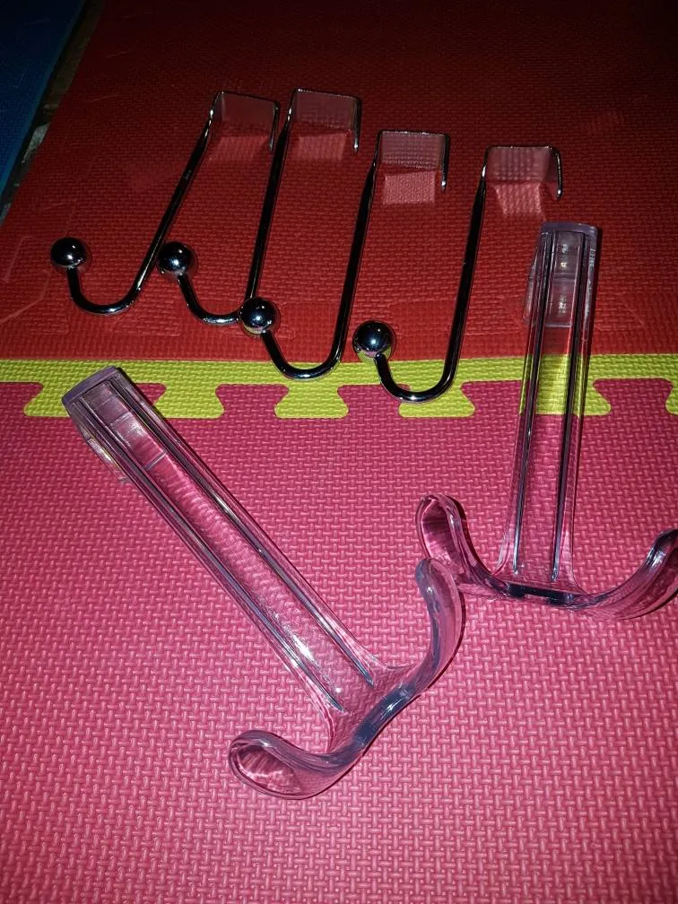 Over door hooks photo 1