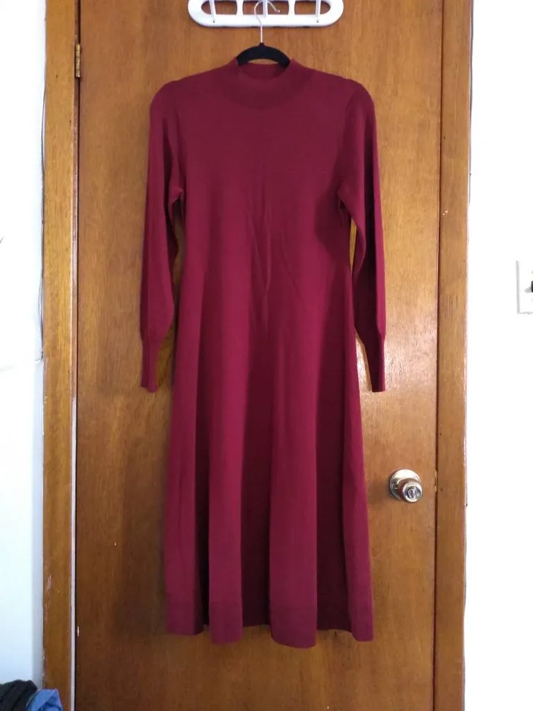 Uniqlo Burgundy Wool Blend Sweater Dress Size S photo 1