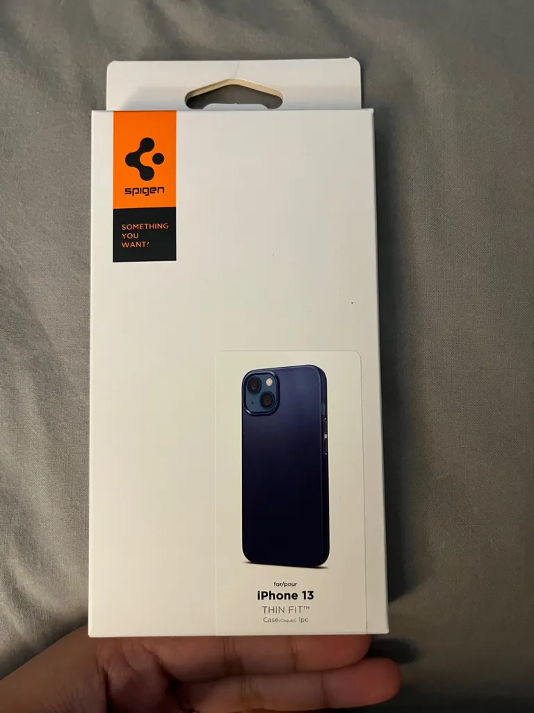 Spigen MagSafe iPhone 13 Case photo 1