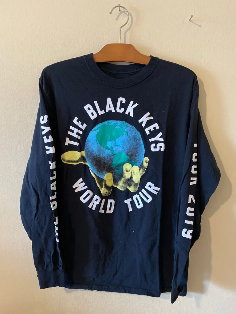 The Black Keys World Tour 2019 Long Sleeve photo 1