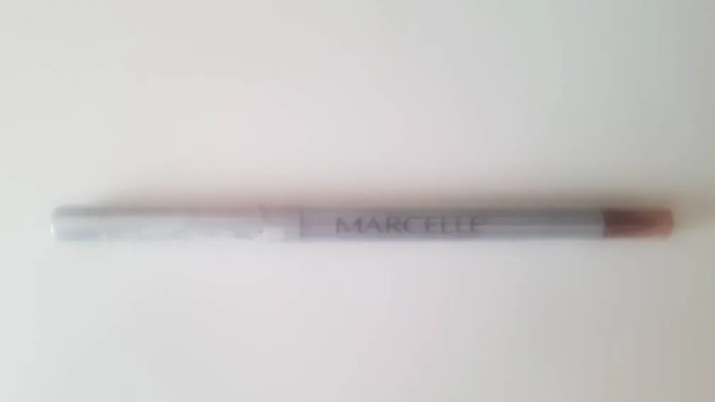 BNIP Marcelle Two In One Retractable Plumping Lip Liner With ... photo 1