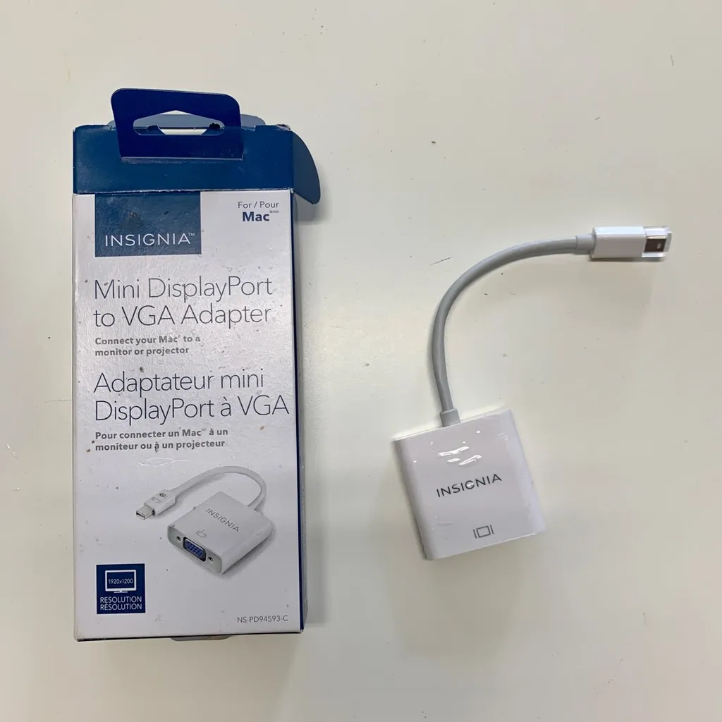 Insignia Mini DisplayPort to VGA Adapter BNIB photo 1