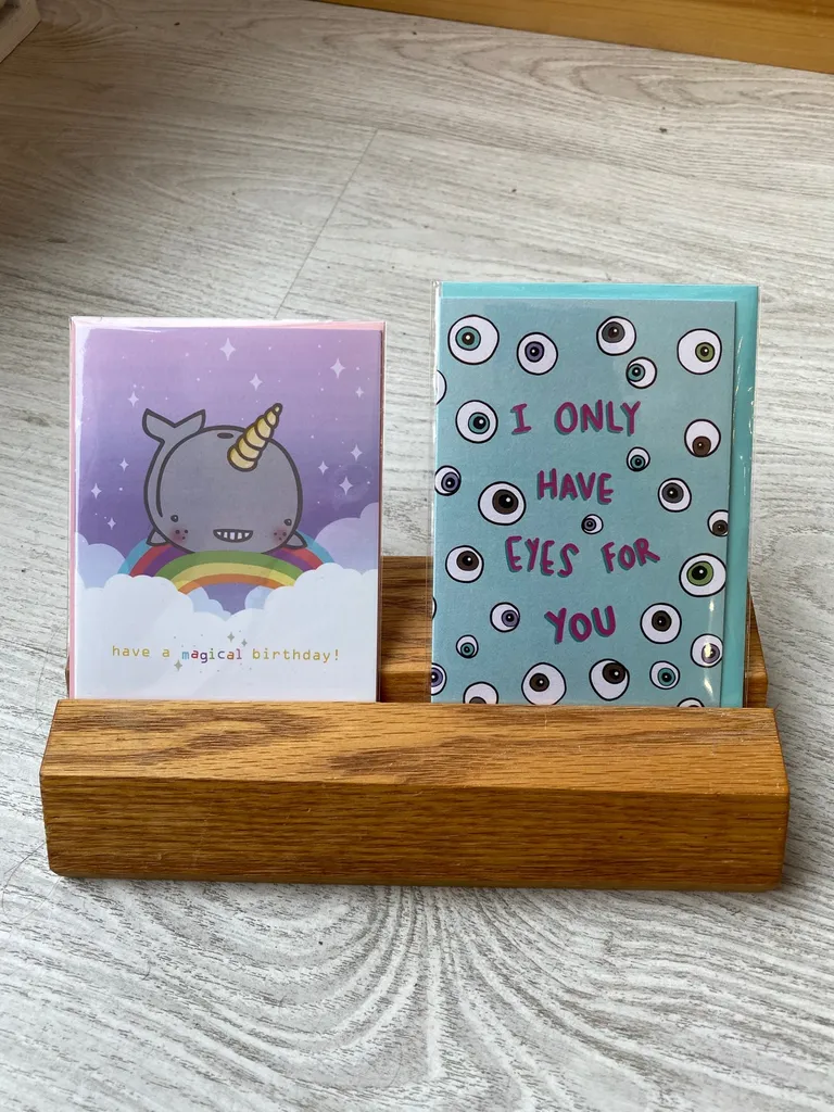 Handmade Slotted Display For Cards photo 1