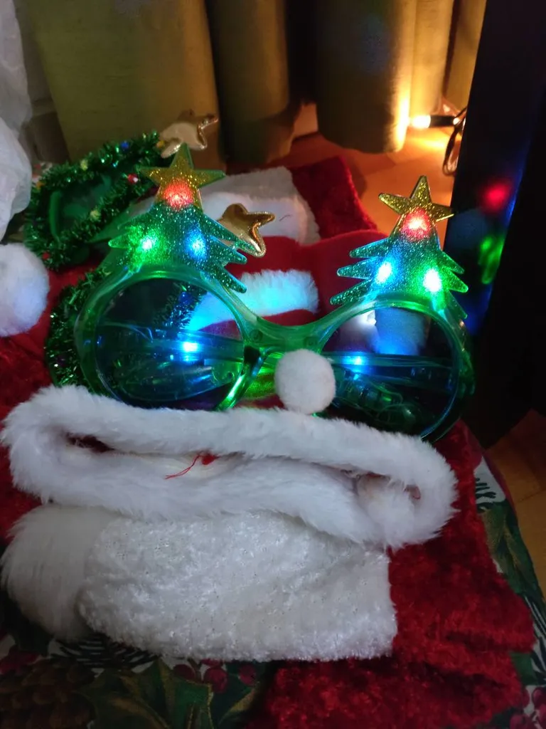 Emotional Baggage photo 1