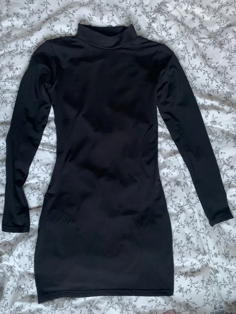 Black Bodycon Dress photo 1