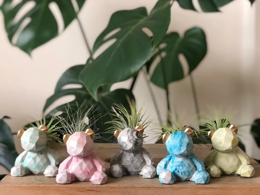 Geometric Bear Airplanters photo 1