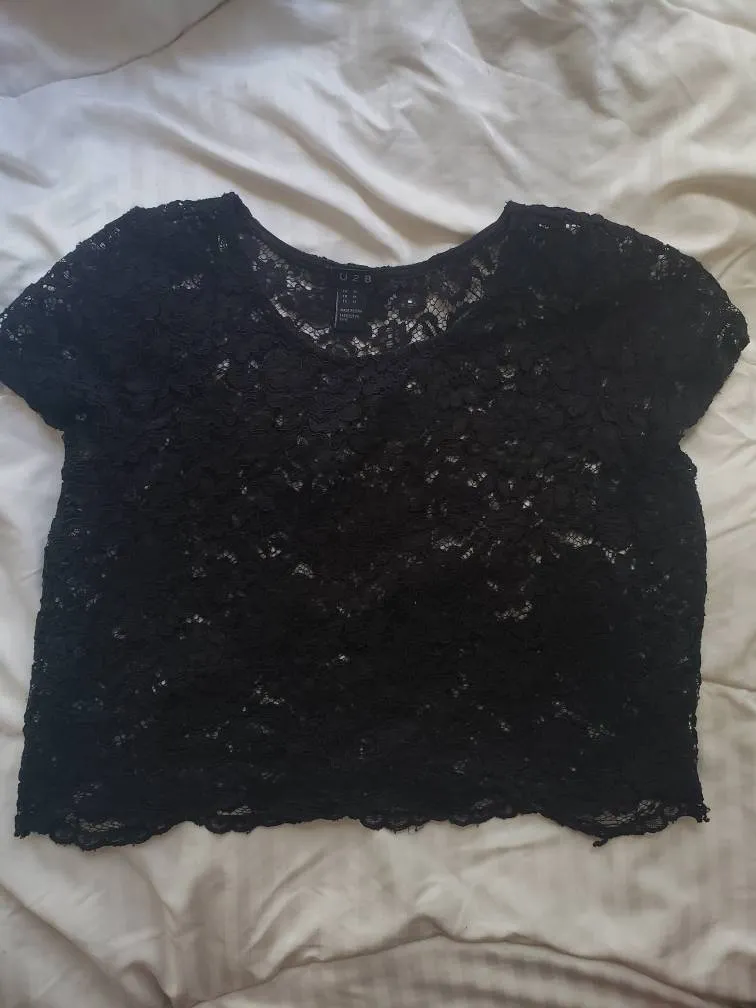 Floral Black Lace Crop Top Shirt photo 1