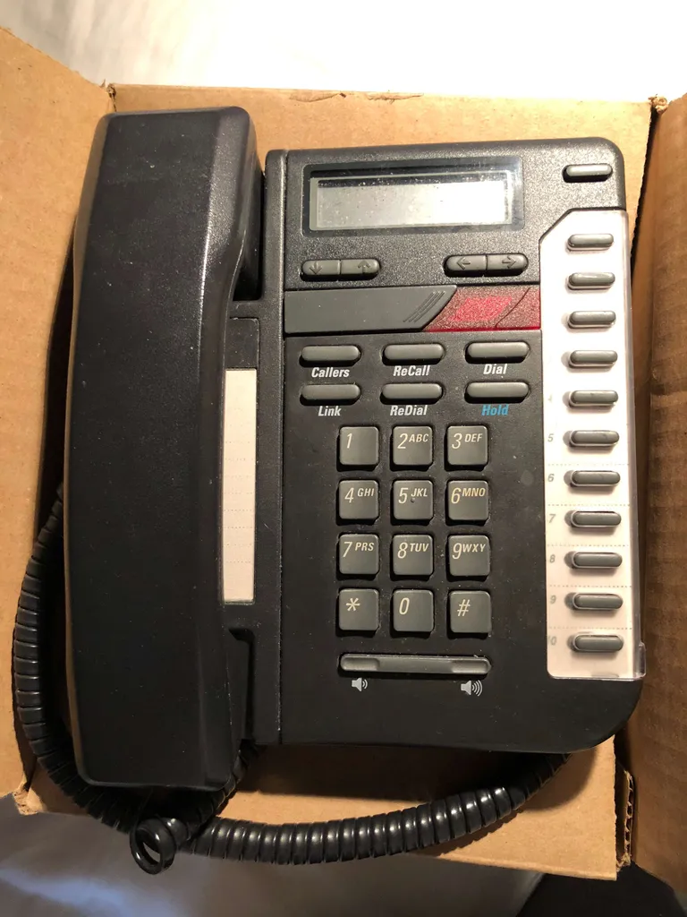 Nortel Vista 200 phone photo 1