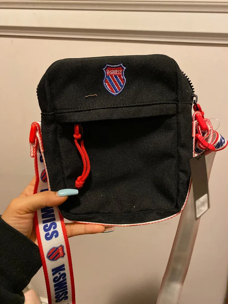 BNWT k-swiss shoulder bag photo 1