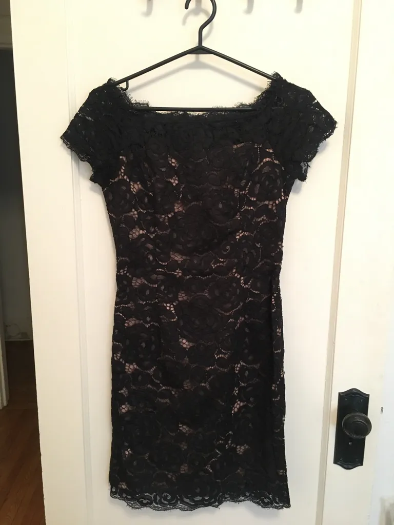 Adrianna Papell Dress - Size 4 photo 1